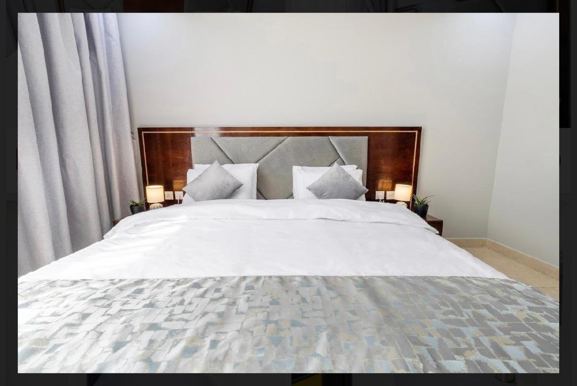 The K Hotel Дубай Екстериор снимка