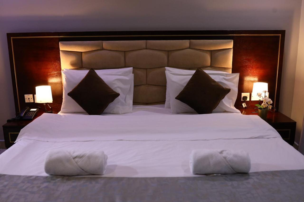 The K Hotel Дубай Екстериор снимка