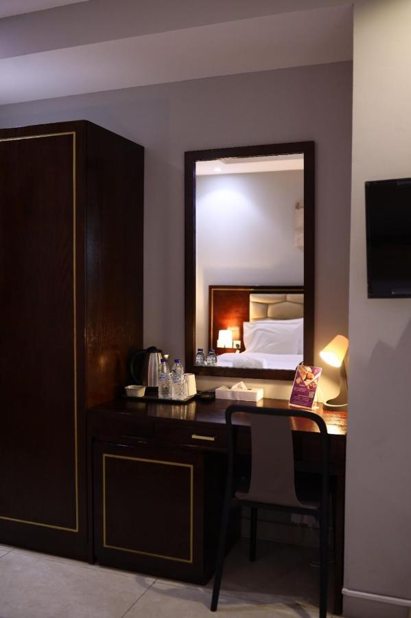 The K Hotel Дубай Екстериор снимка